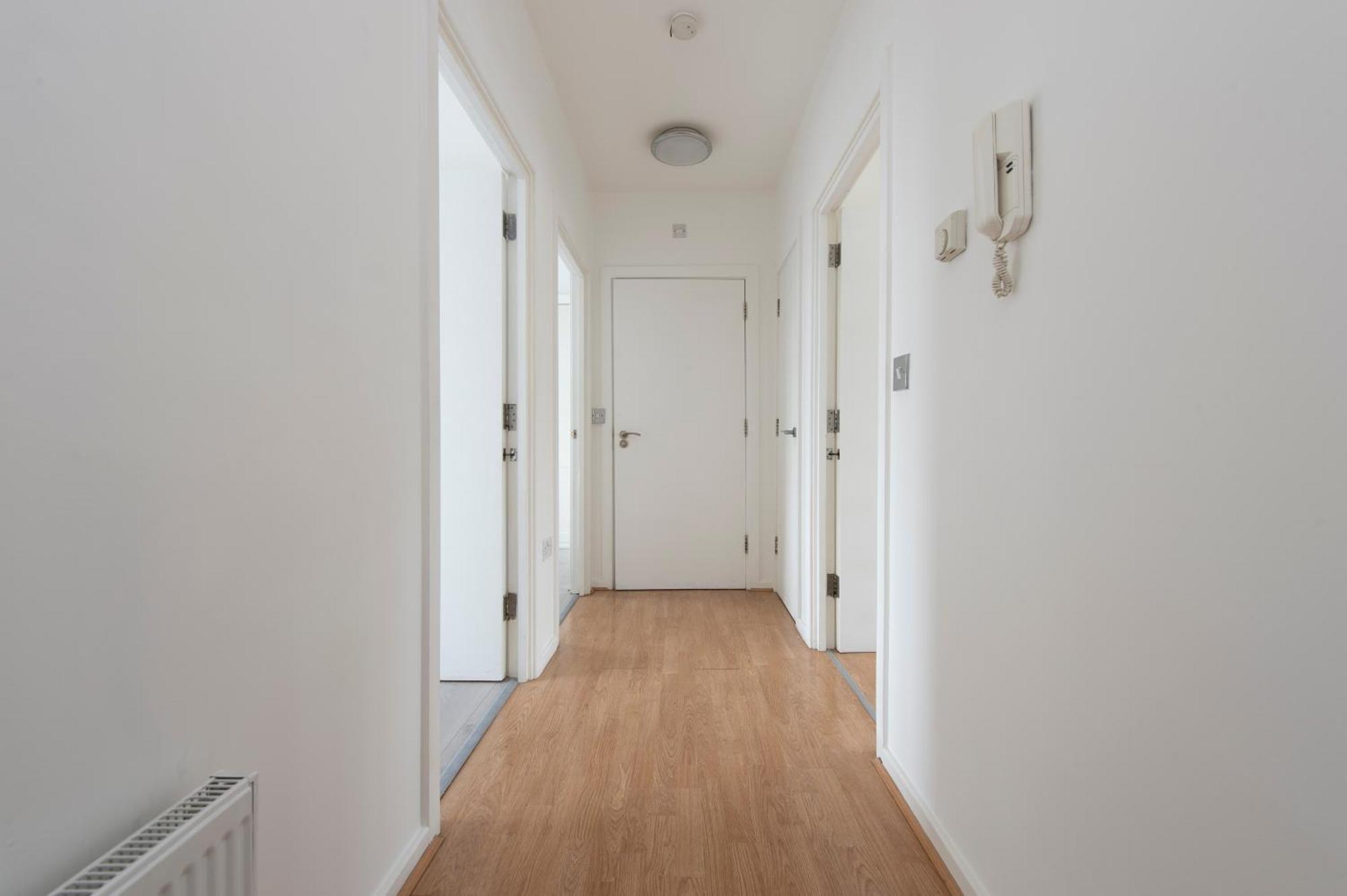 Modern Luxury Apartment By Bow Road Station Londýn Exteriér fotografie